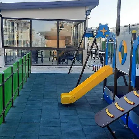 Bayview Family Garden A1